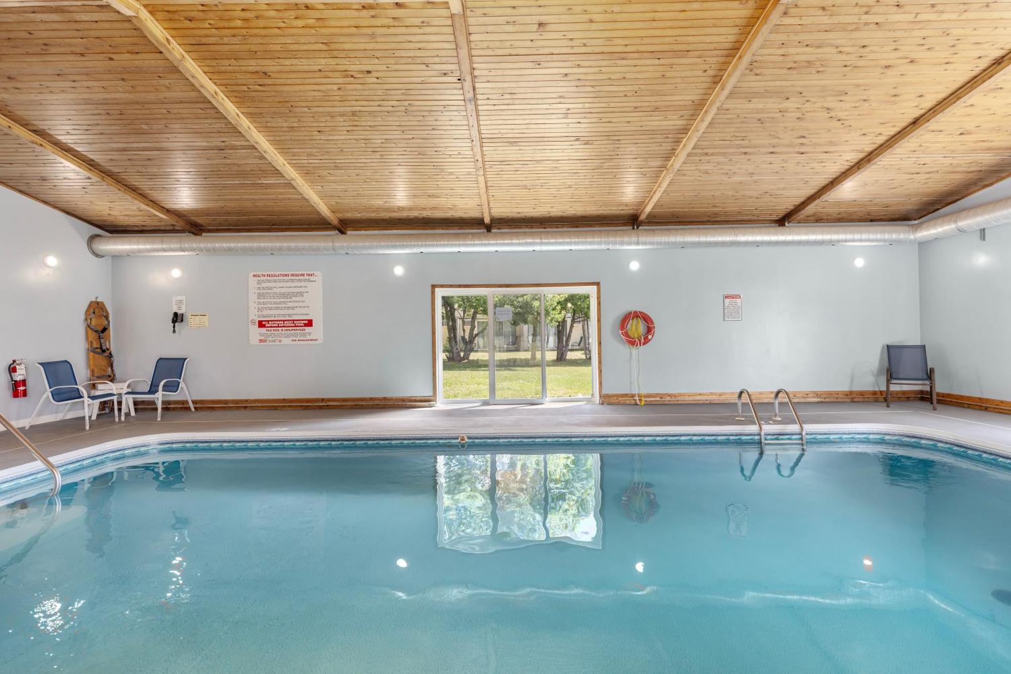 סאולט סאינטה מארי Ambassador Motel מראה חיצוני תמונה